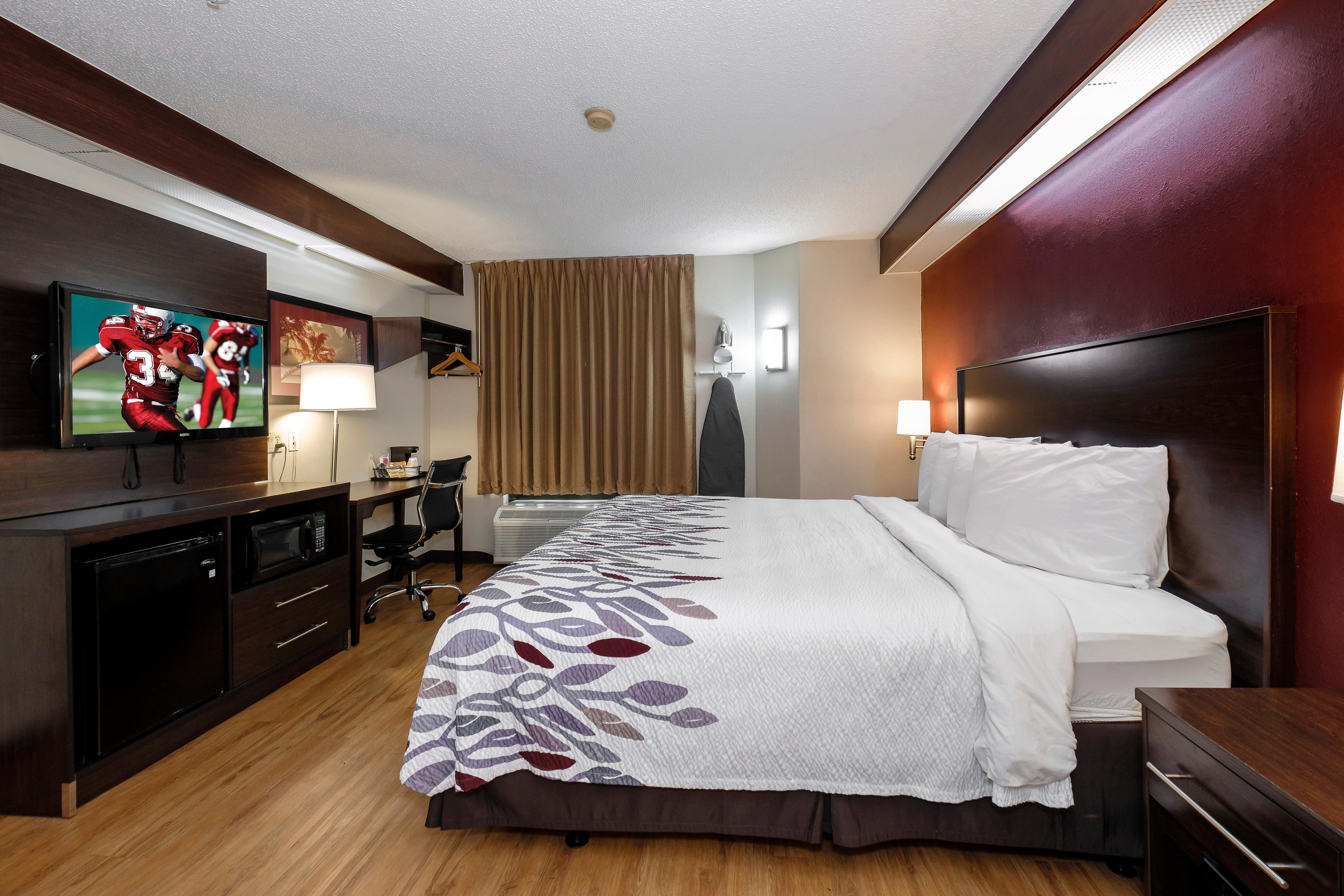 Red Roof Inn Pensacola Fairgrounds Bagian luar foto