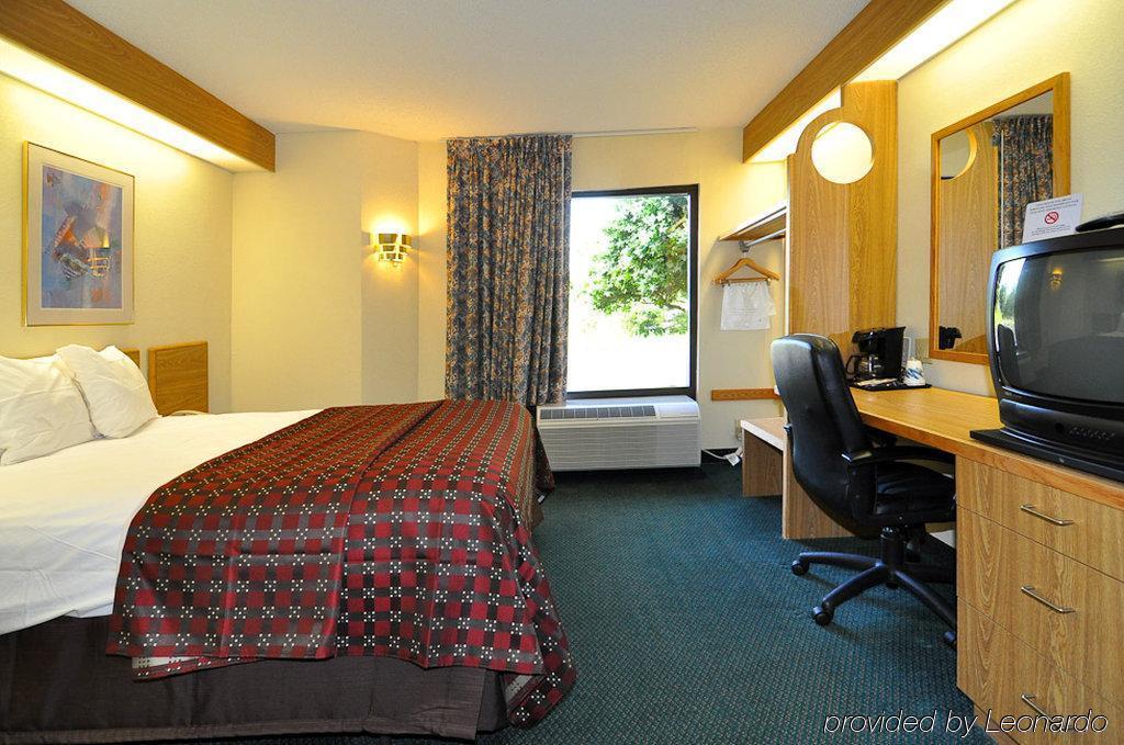 Red Roof Inn Pensacola Fairgrounds Ruang foto